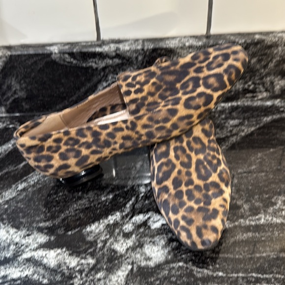 BeautiFeel Brown and Black Leopard Print Flats - Picture 2 of 5